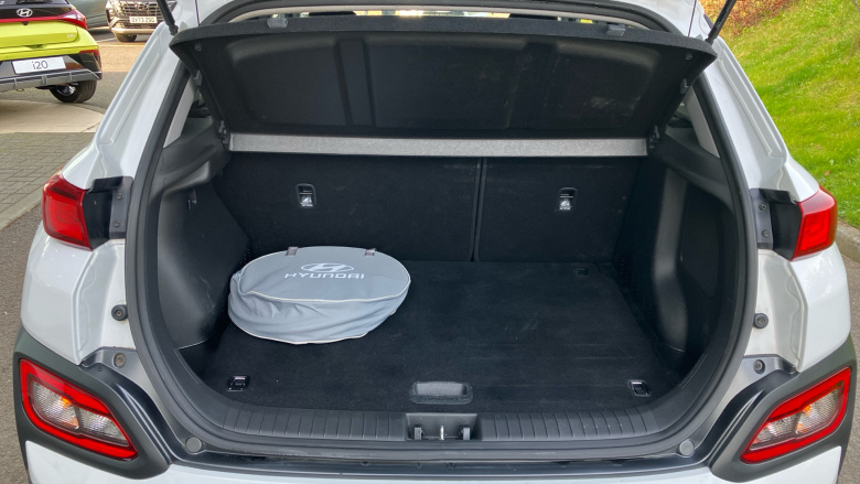 Hyundai Kona 150kW Premium 64kWh 5dr Auto Electric Hatchback